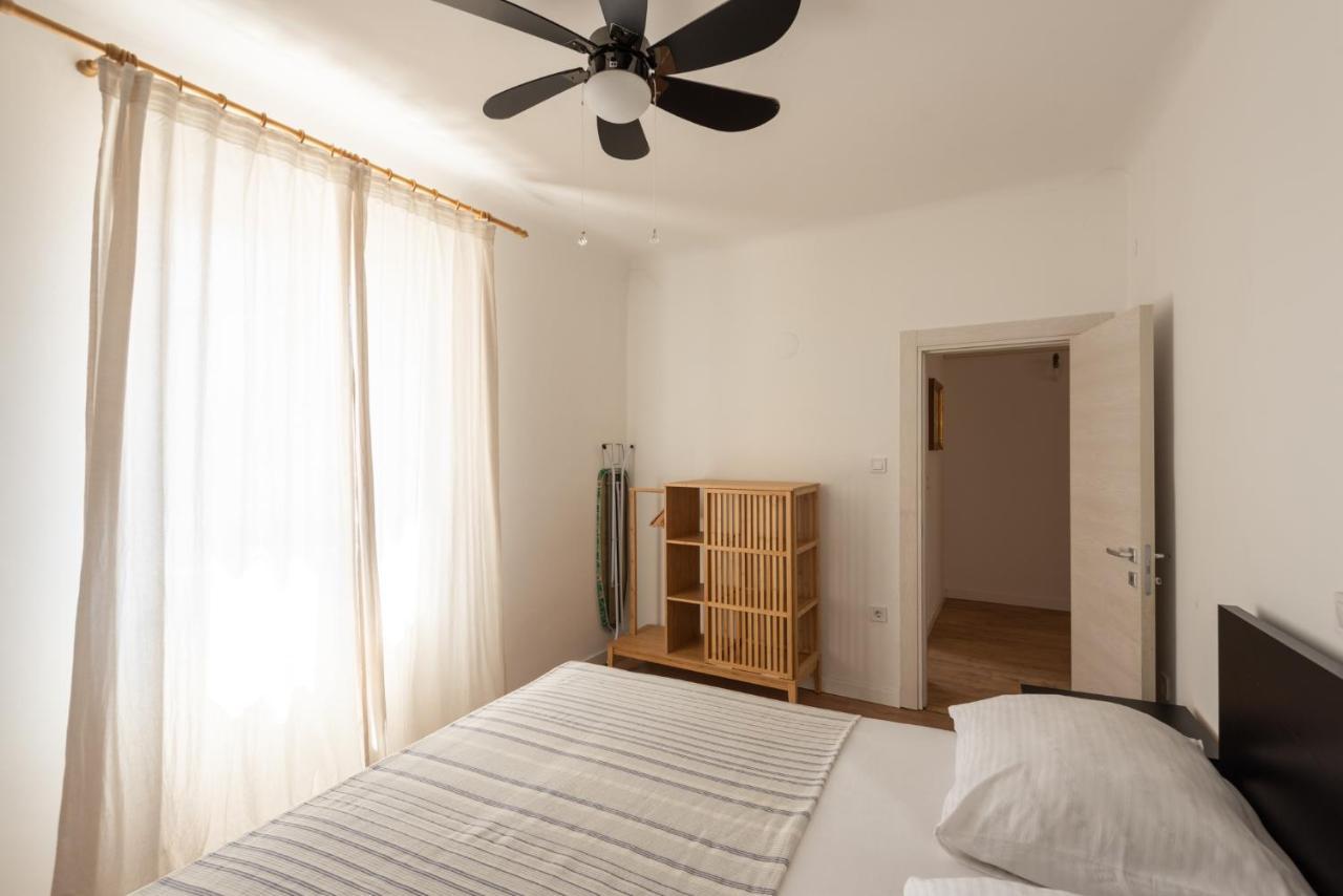 Pula City Apartment With Private Parking Free Dış mekan fotoğraf